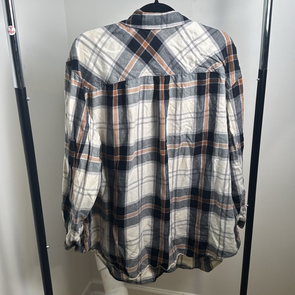 Women's Eddie Bauer Plus Size Plaid Snap Button Casual Shirt Size 2X - Picture 4 of 7